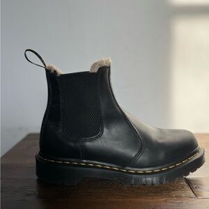 Dr Martens Leonore 2976 Faux -Fur Size 7 Women’s